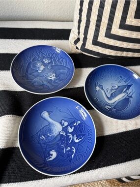 Royal Copenhagen Mother's Day  Plates Cobalt Blue 1978 (2) And 1982 Set Of 3 6”
